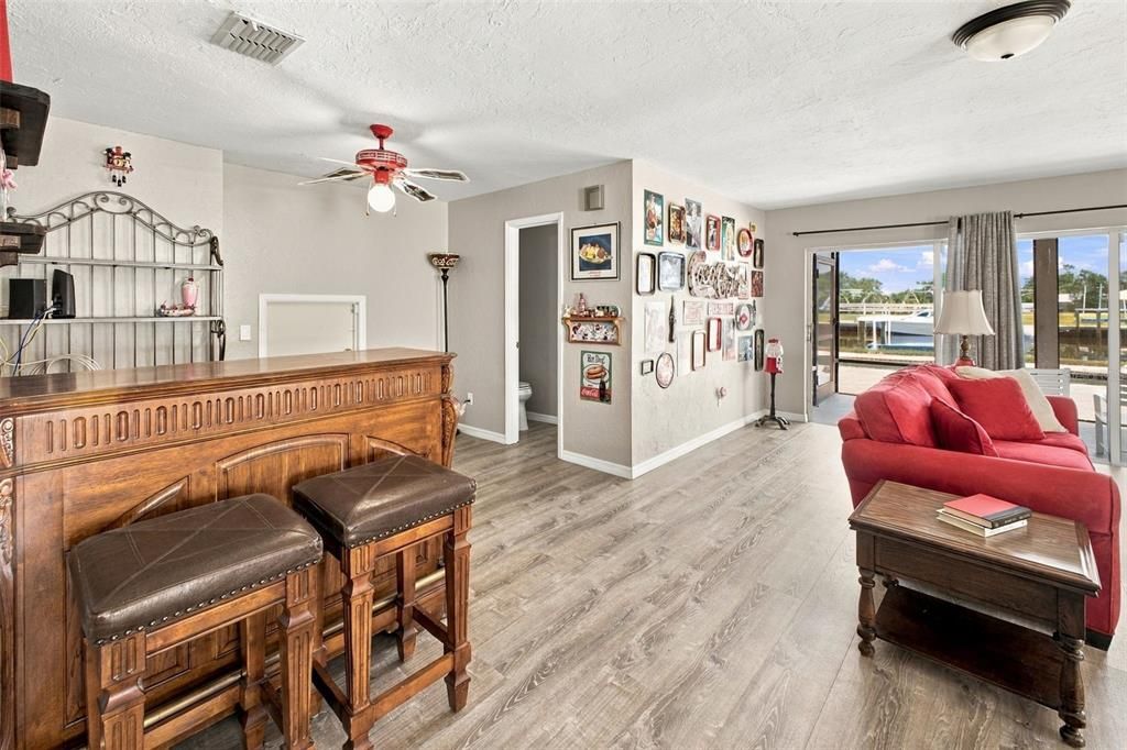 For Sale: $950,000 (3 beds, 3 baths, 2941 Square Feet)