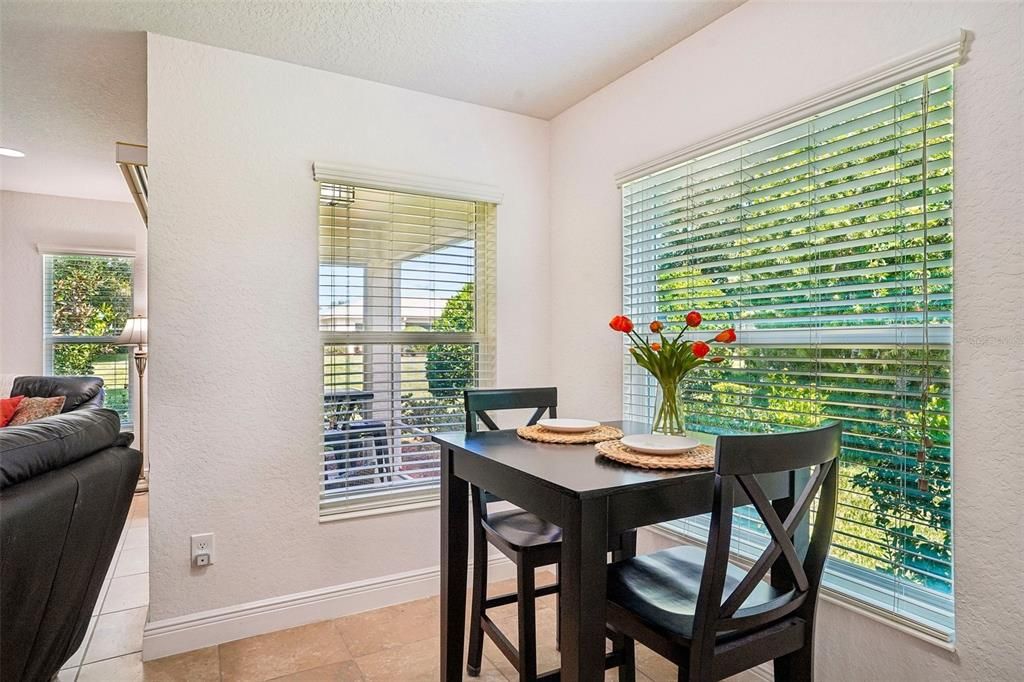 For Sale: $307,500 (3 beds, 2 baths, 1315 Square Feet)