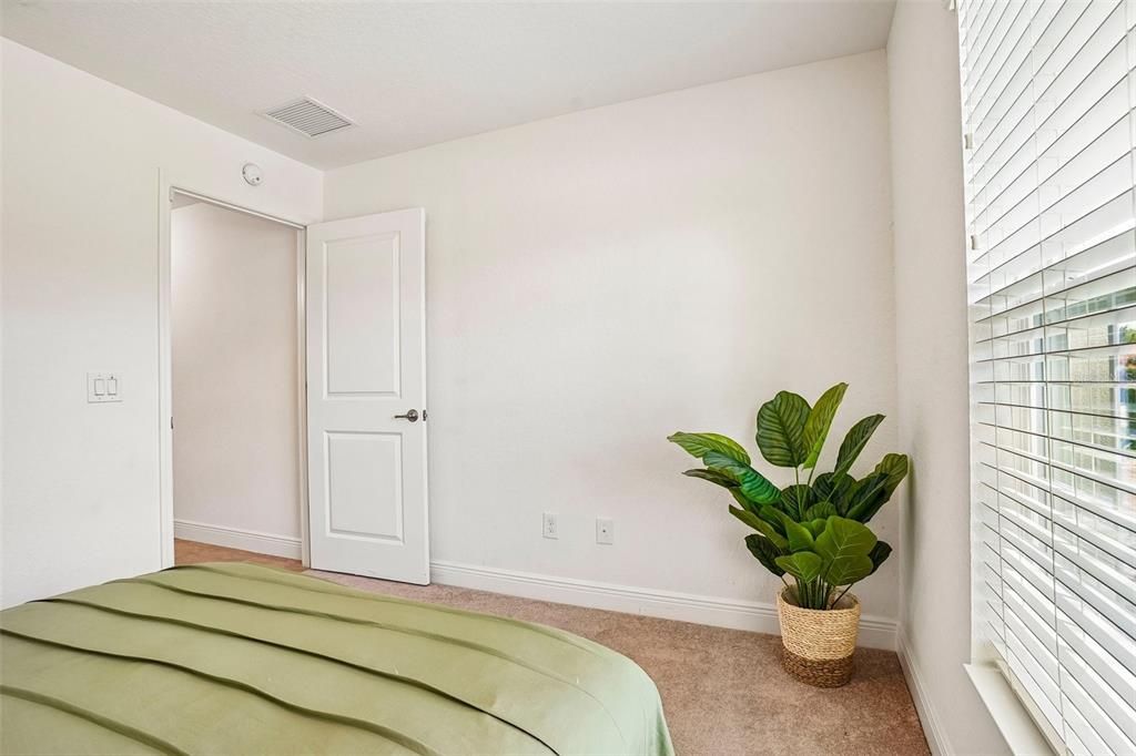 For Sale: $307,500 (3 beds, 2 baths, 1315 Square Feet)