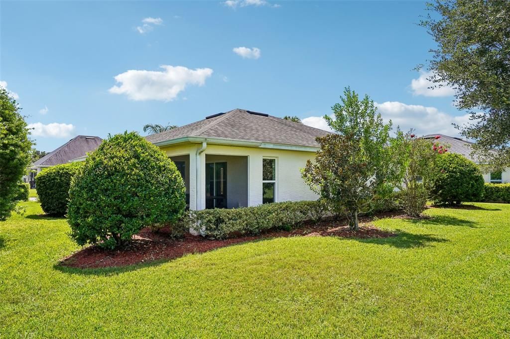 For Sale: $307,500 (3 beds, 2 baths, 1315 Square Feet)
