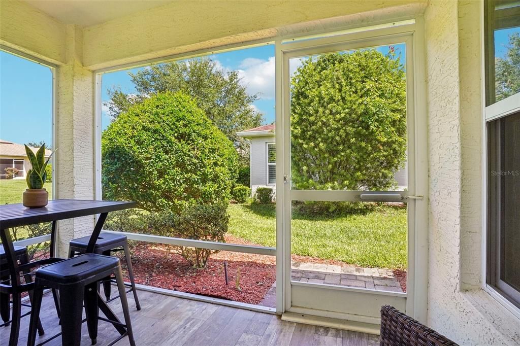 For Sale: $307,500 (3 beds, 2 baths, 1315 Square Feet)