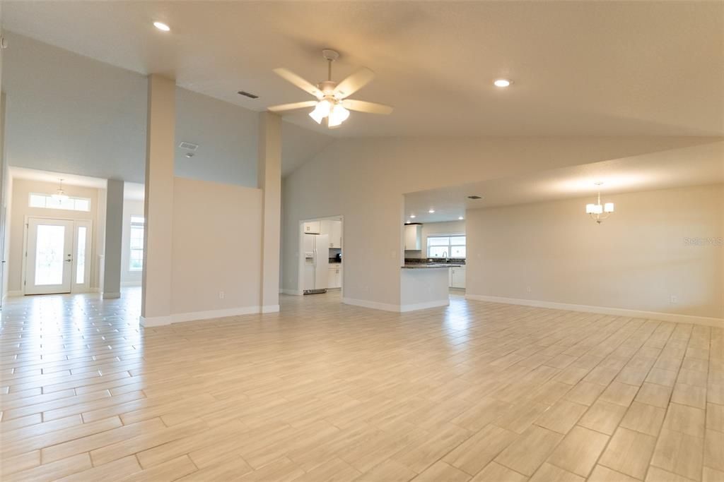 For Sale: $454,500 (4 beds, 3 baths, 2997 Square Feet)