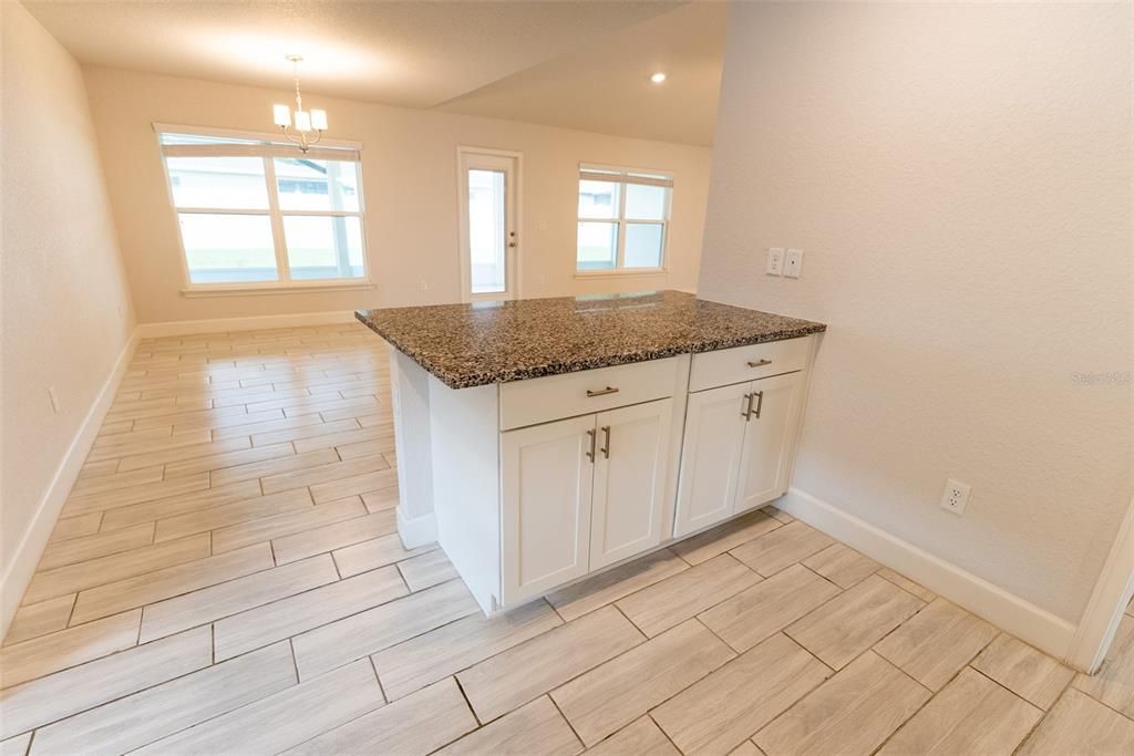 For Sale: $454,500 (4 beds, 3 baths, 2997 Square Feet)