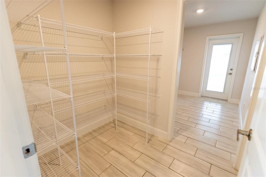For Sale: $454,500 (4 beds, 3 baths, 2997 Square Feet)