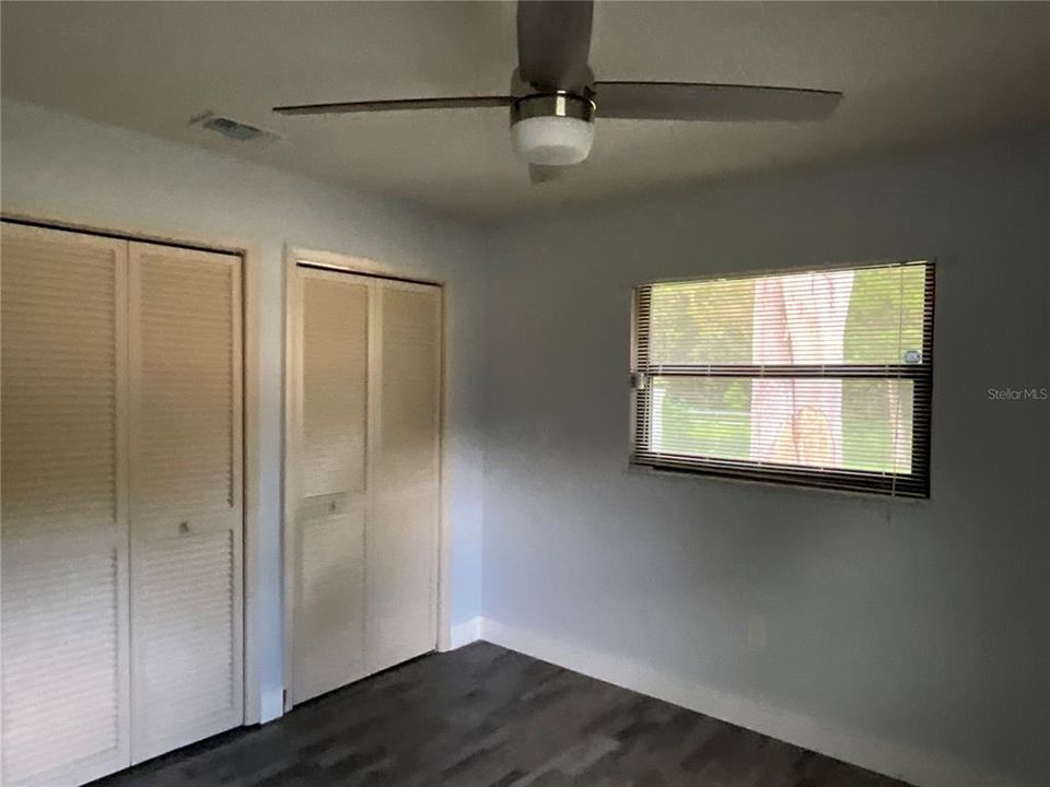 For Sale: $204,900 (2 beds, 2 baths, 1277 Square Feet)
