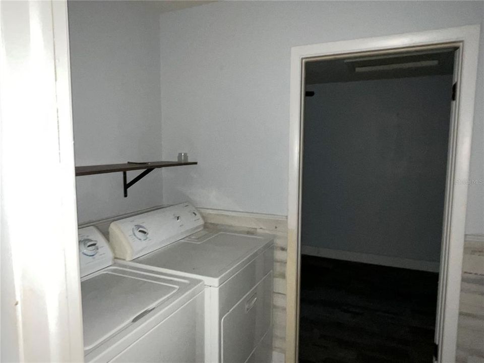 For Sale: $204,900 (2 beds, 2 baths, 1277 Square Feet)