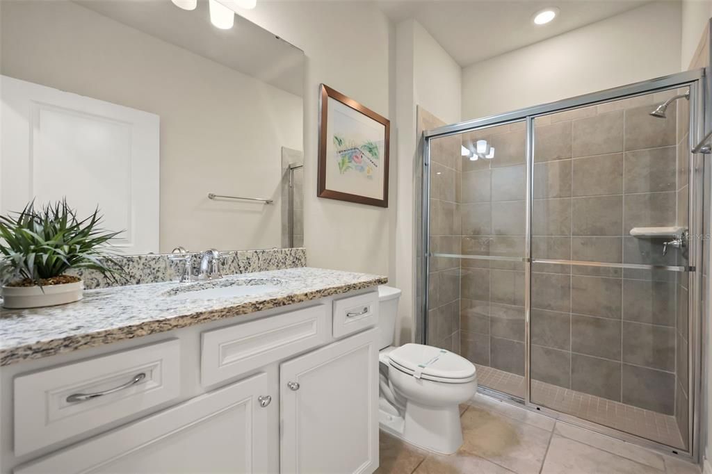 En Venta: $455,000 (5 camas, 4 baños, 2263 Pies cuadrados)