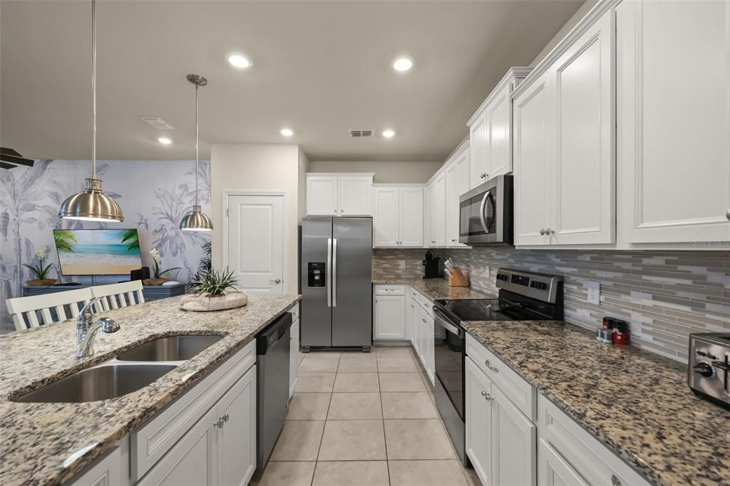 En Venta: $455,000 (5 camas, 4 baños, 2263 Pies cuadrados)