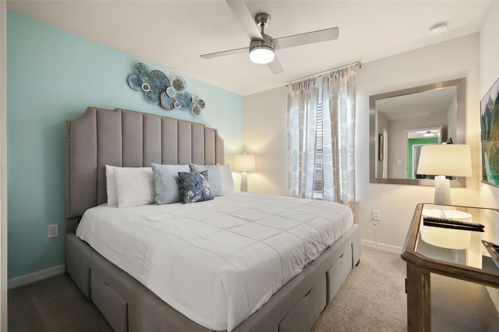En Venta: $455,000 (5 camas, 4 baños, 2263 Pies cuadrados)
