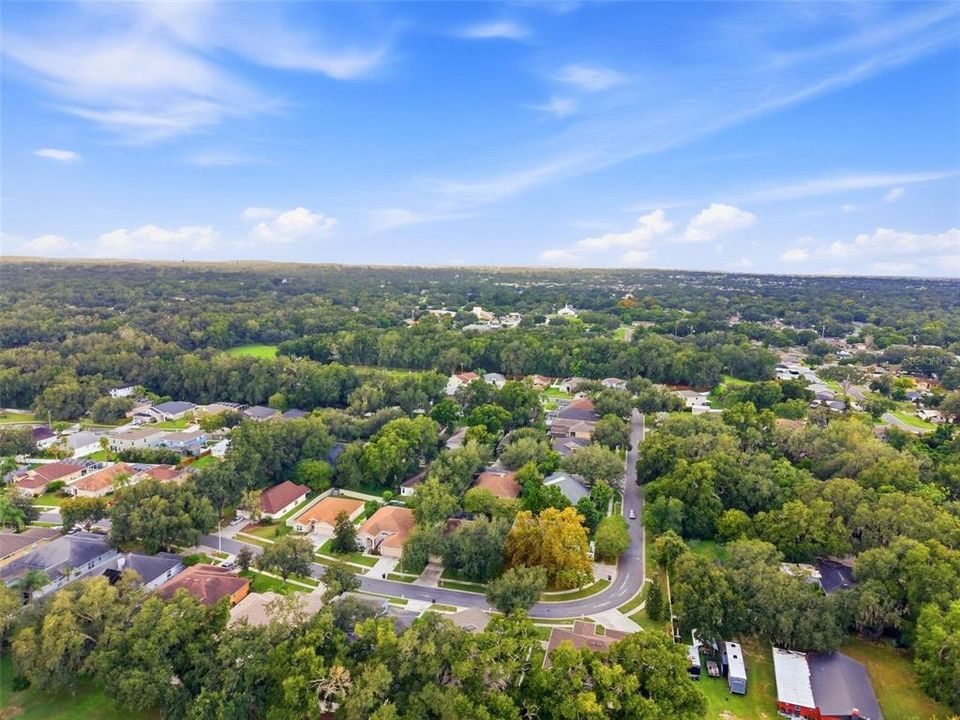 For Sale: $499,900 (4 beds, 2 baths, 2618 Square Feet)