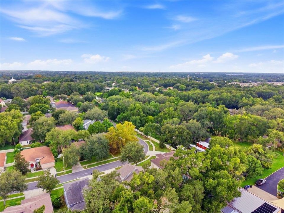 For Sale: $499,900 (4 beds, 2 baths, 2618 Square Feet)