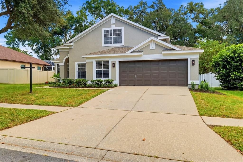 For Sale: $499,900 (4 beds, 2 baths, 2618 Square Feet)