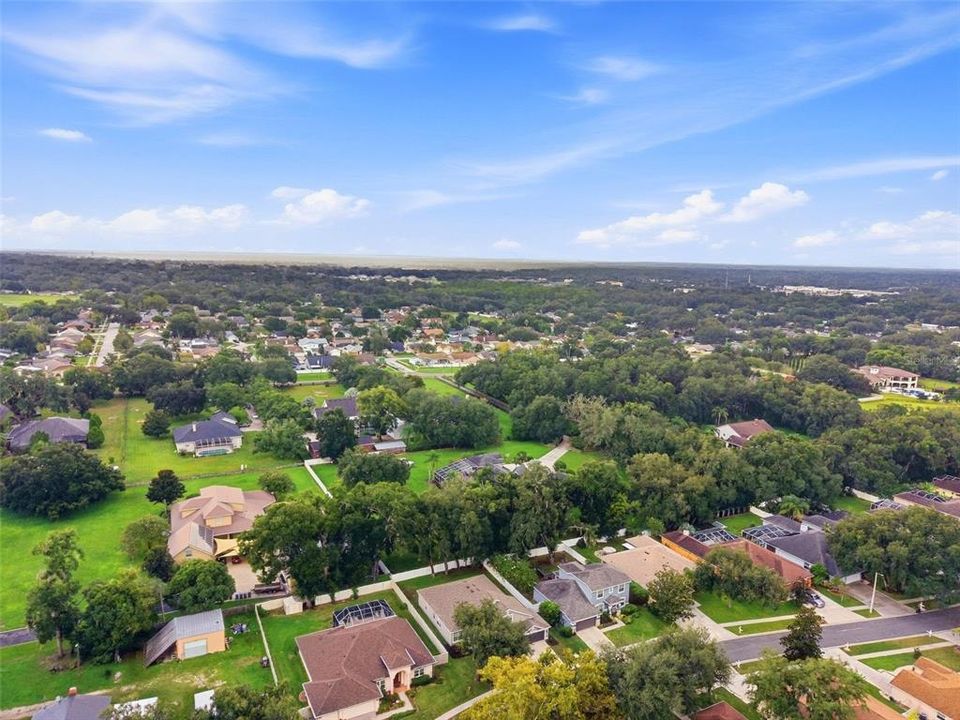 For Sale: $499,900 (4 beds, 2 baths, 2618 Square Feet)