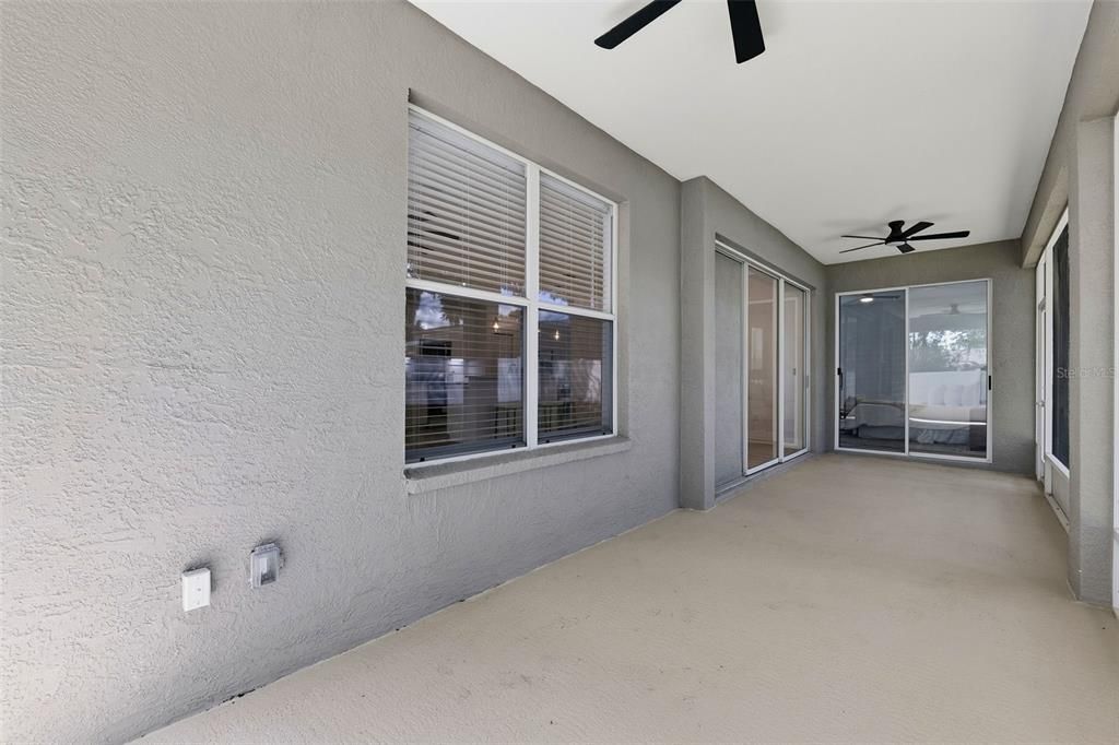For Sale: $499,900 (4 beds, 2 baths, 2618 Square Feet)