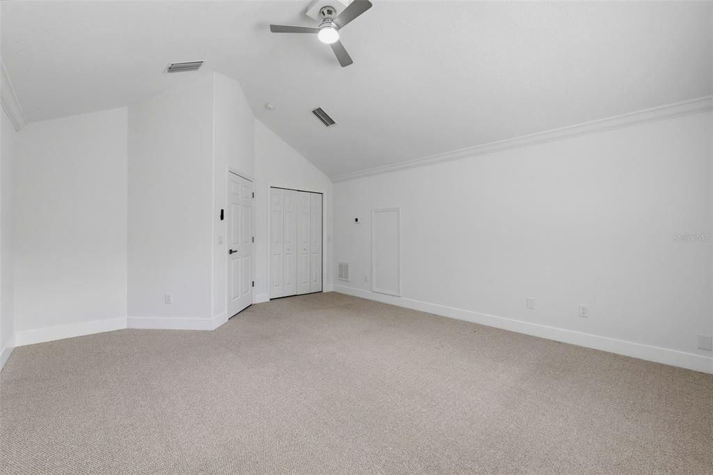 For Sale: $499,900 (4 beds, 2 baths, 2618 Square Feet)