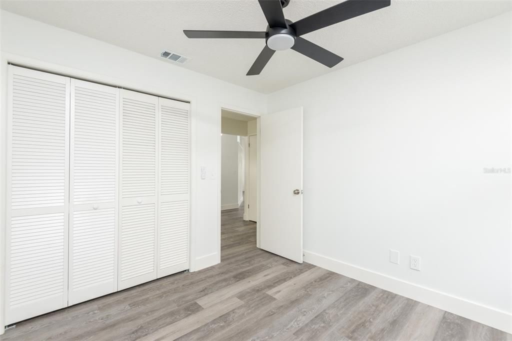 For Sale: $399,000 (4 beds, 2 baths, 1751 Square Feet)