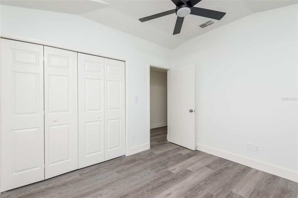 For Sale: $399,000 (4 beds, 2 baths, 1751 Square Feet)
