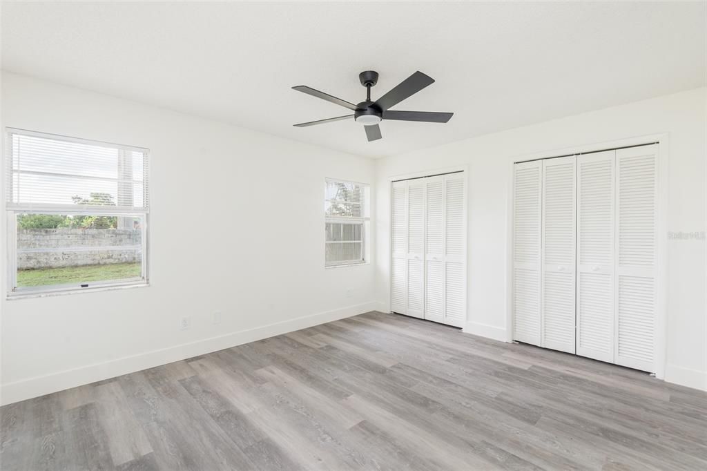 For Sale: $399,000 (4 beds, 2 baths, 1751 Square Feet)