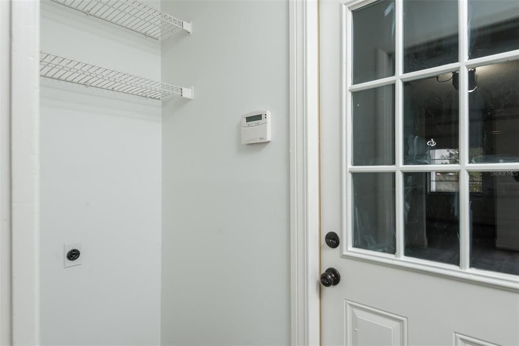 For Sale: $399,000 (4 beds, 2 baths, 1751 Square Feet)