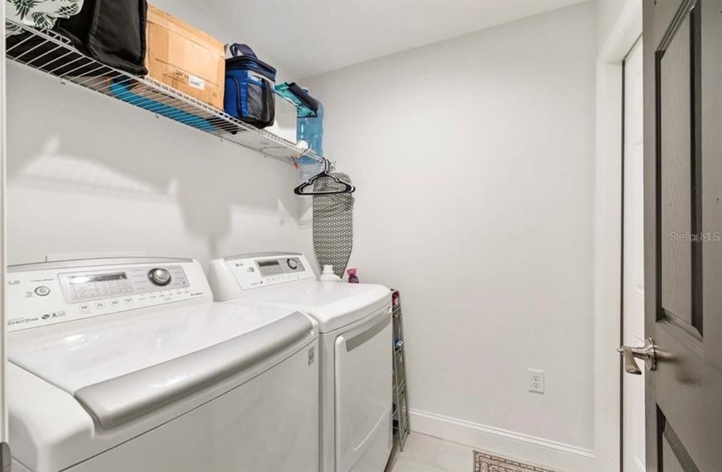 For Rent: $1,950 (3 beds, 2 baths, 1140 Square Feet)