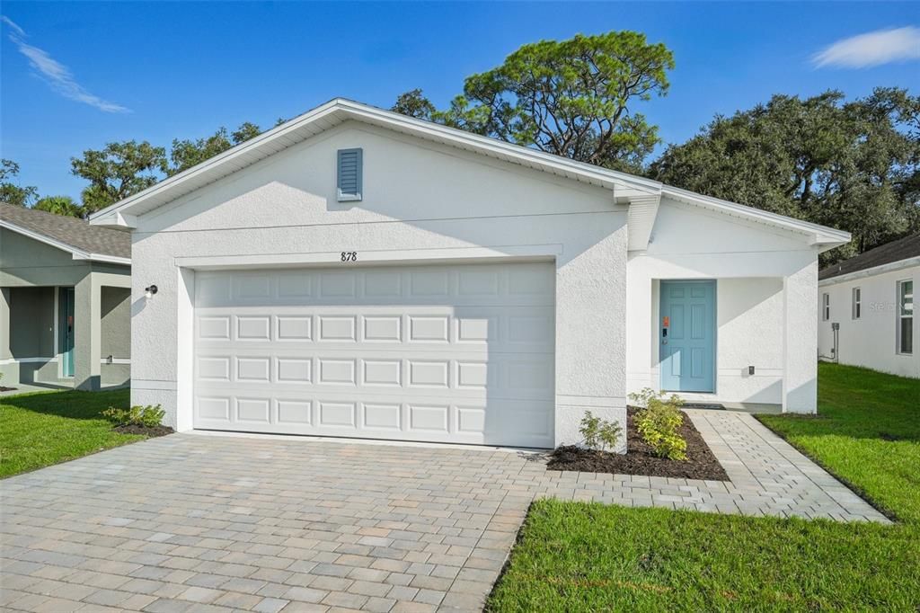 For Sale: $287,990 (3 beds, 2 baths, 1582 Square Feet)