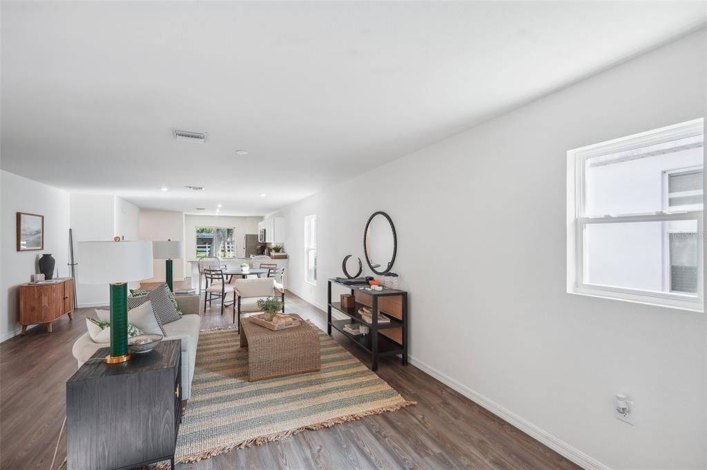 For Sale: $287,990 (3 beds, 2 baths, 1582 Square Feet)