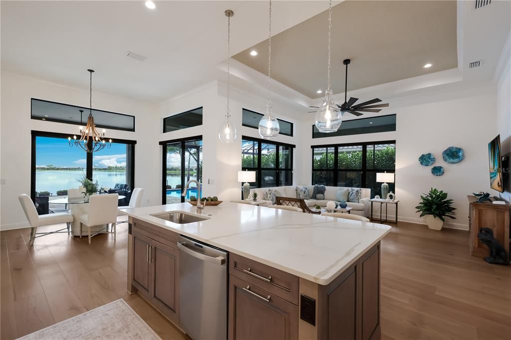 For Sale: $1,250,000 (3 beds, 2 baths, 2563 Square Feet)