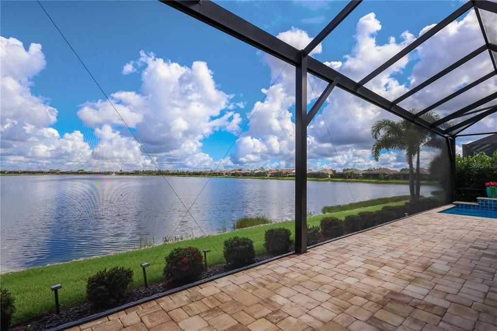 For Sale: $1,250,000 (3 beds, 2 baths, 2563 Square Feet)