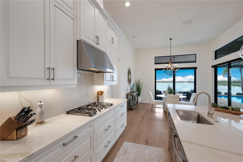 For Sale: $1,250,000 (3 beds, 2 baths, 2563 Square Feet)