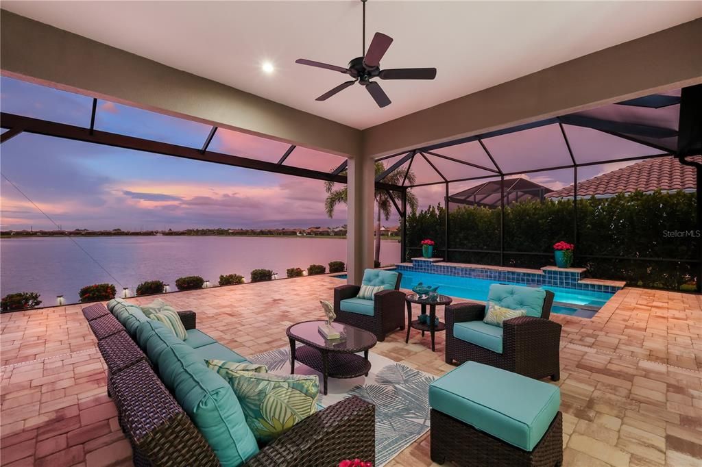 For Sale: $1,250,000 (3 beds, 2 baths, 2563 Square Feet)