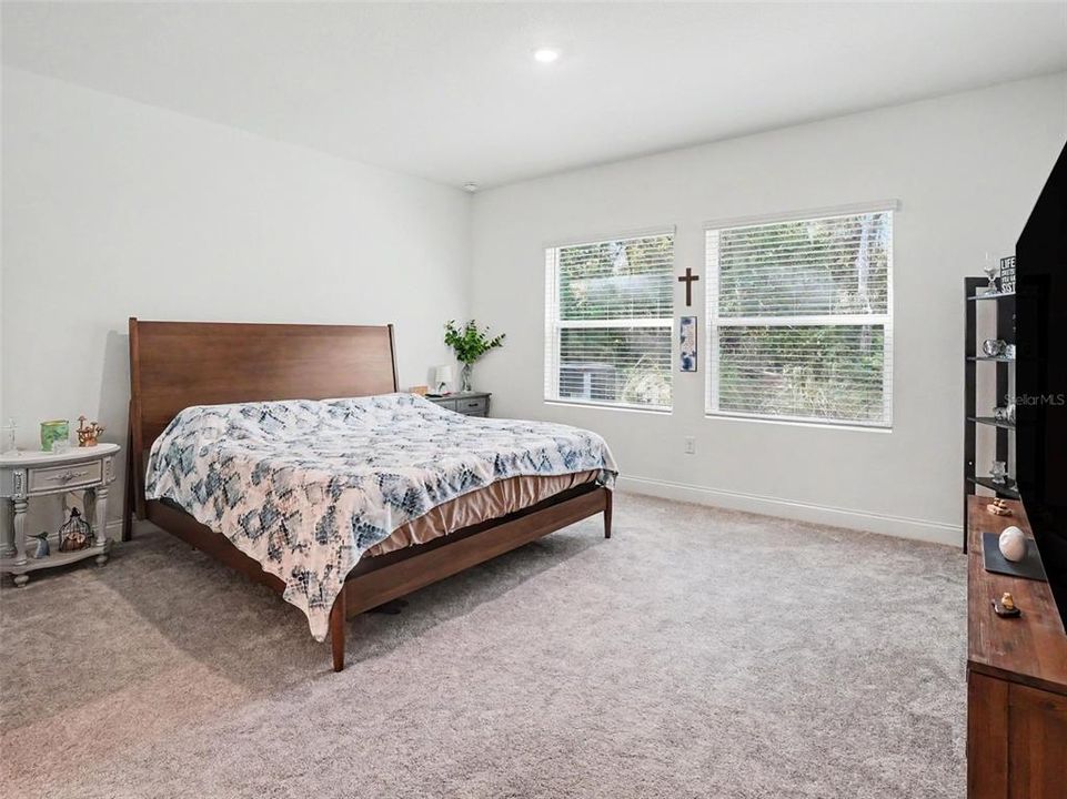 For Sale: $445,999 (3 beds, 2 baths, 2123 Square Feet)