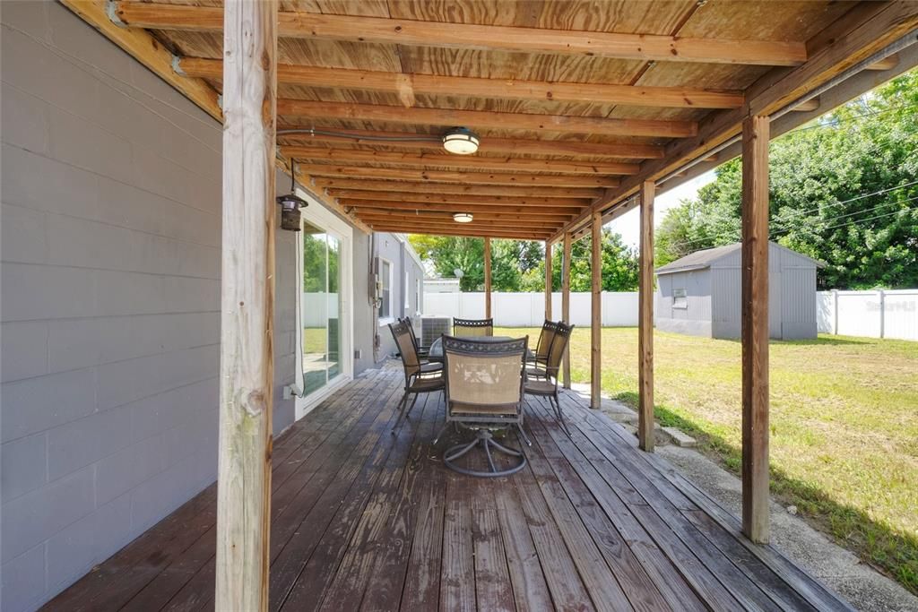 For Sale: $299,000 (3 beds, 1 baths, 1150 Square Feet)