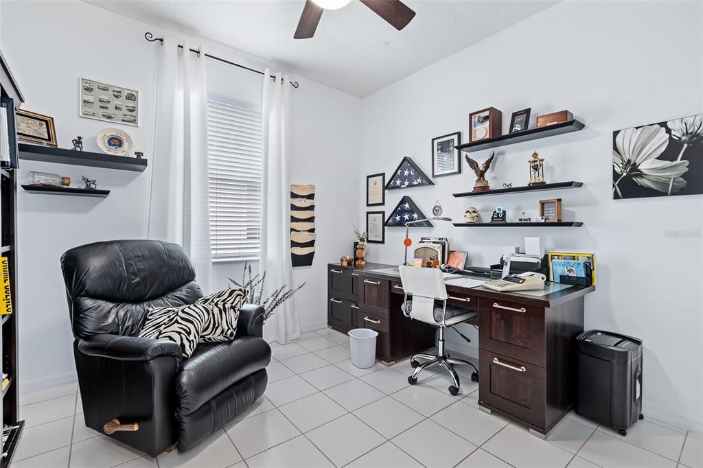 En Venta: $369,900 (3 camas, 2 baños, 2041 Pies cuadrados)