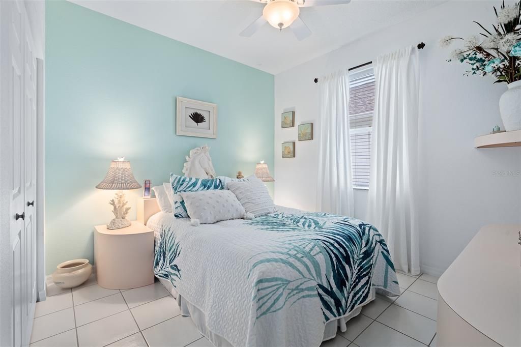 En Venta: $369,900 (3 camas, 2 baños, 2041 Pies cuadrados)