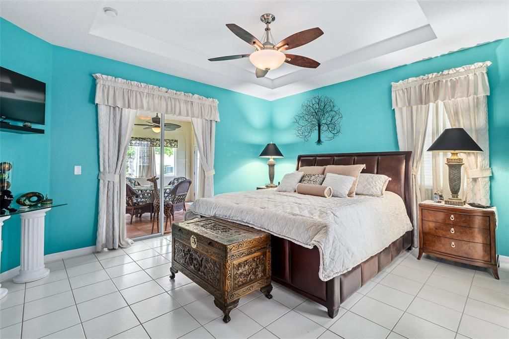 En Venta: $369,900 (3 camas, 2 baños, 2041 Pies cuadrados)
