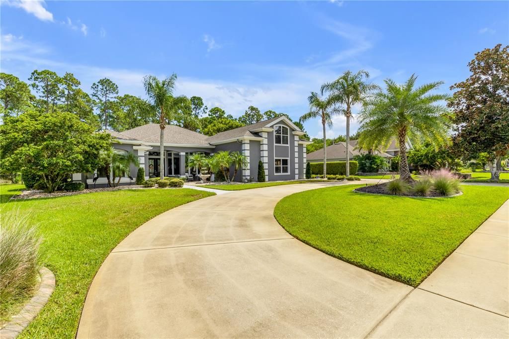 En Venta: $995,000 (5 camas, 4 baños, 3316 Pies cuadrados)