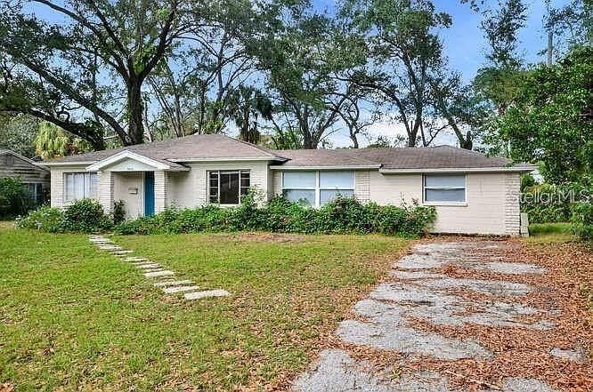 Vendido Recientemente: $860,000 (3 camas, 2 baños, 1378 Pies cuadrados)
