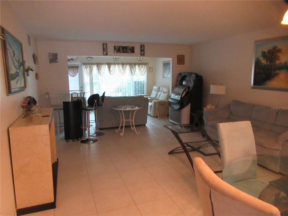 En Renta: $1,900 (2 camas, 2 baños, 1400 Pies cuadrados)