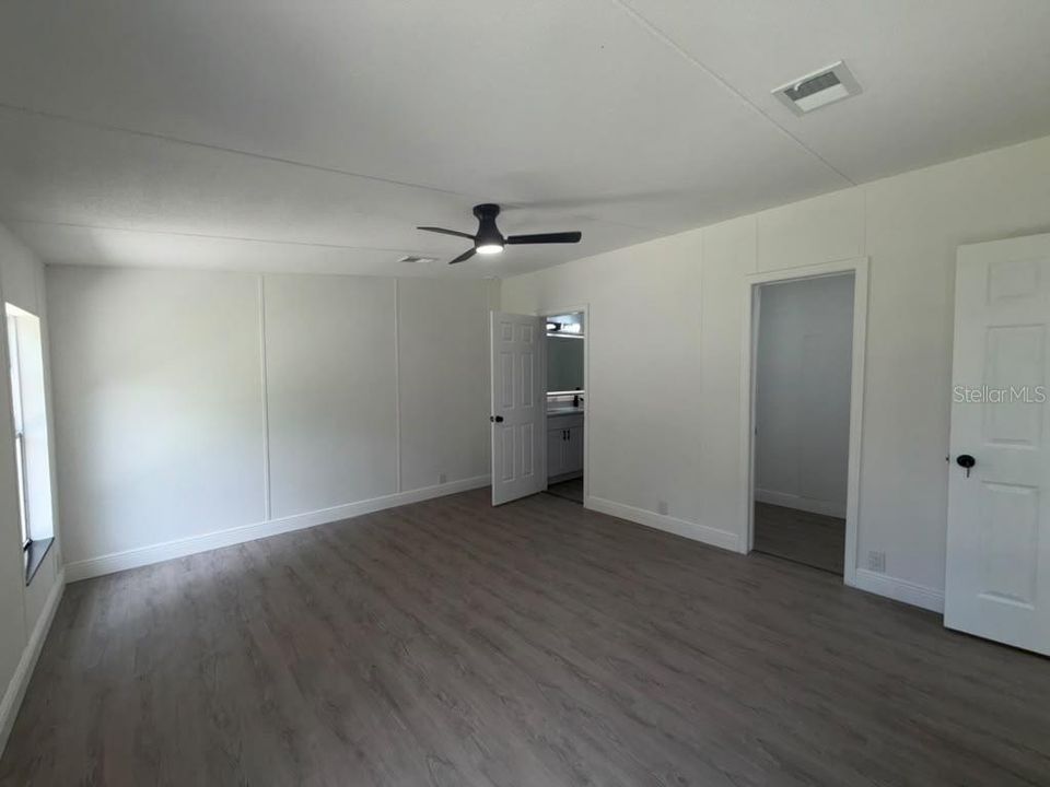 For Sale: $219,900 (4 beds, 2 baths, 1620 Square Feet)