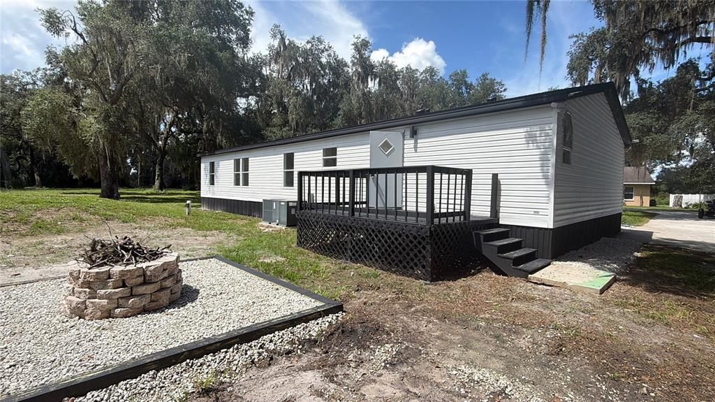 For Sale: $219,900 (4 beds, 2 baths, 1620 Square Feet)