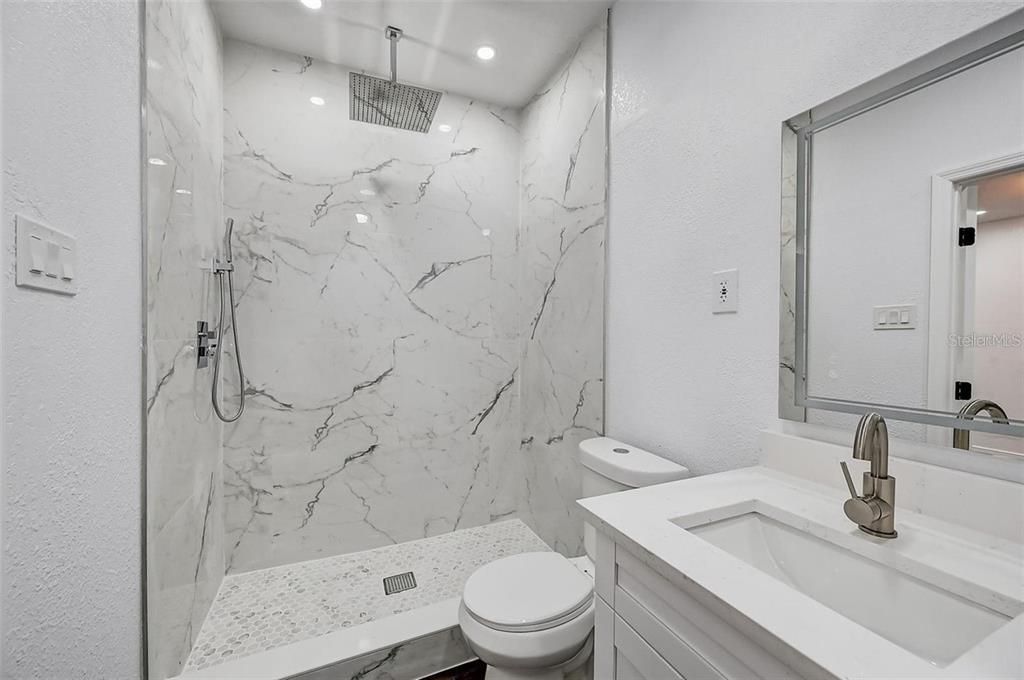 В аренду: $1,700 (2 спален, 1 ванн, 610 Квадратных фут)