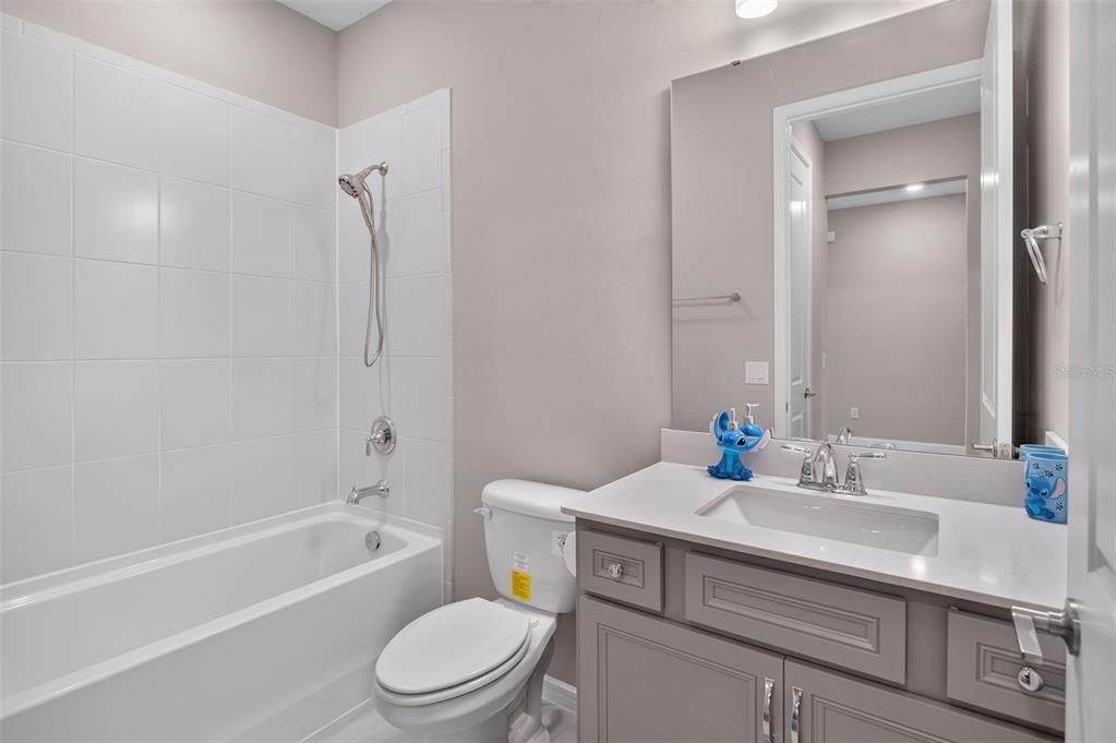 En Venta: $453,000 (2 camas, 2 baños, 1574 Pies cuadrados)