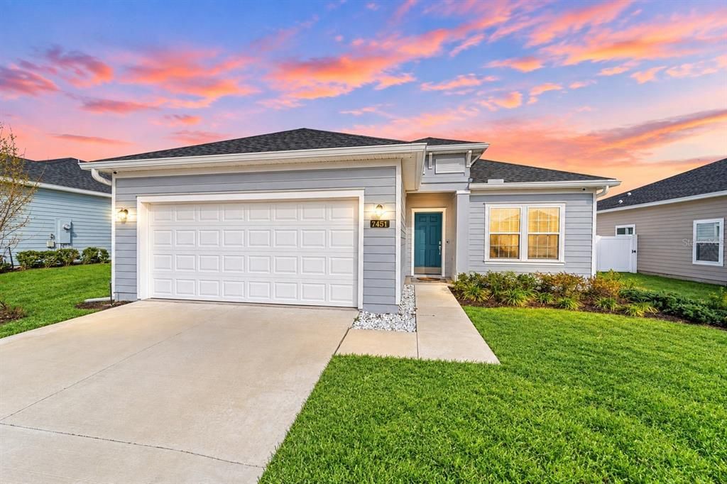 For Sale: $329,900 (3 beds, 2 baths, 1755 Square Feet)