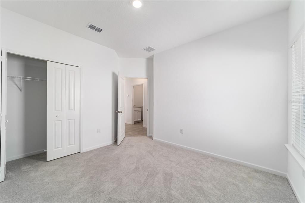 For Sale: $329,900 (3 beds, 2 baths, 1755 Square Feet)