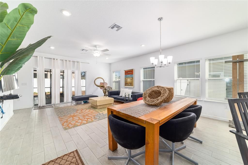 For Sale: $329,900 (3 beds, 2 baths, 1755 Square Feet)