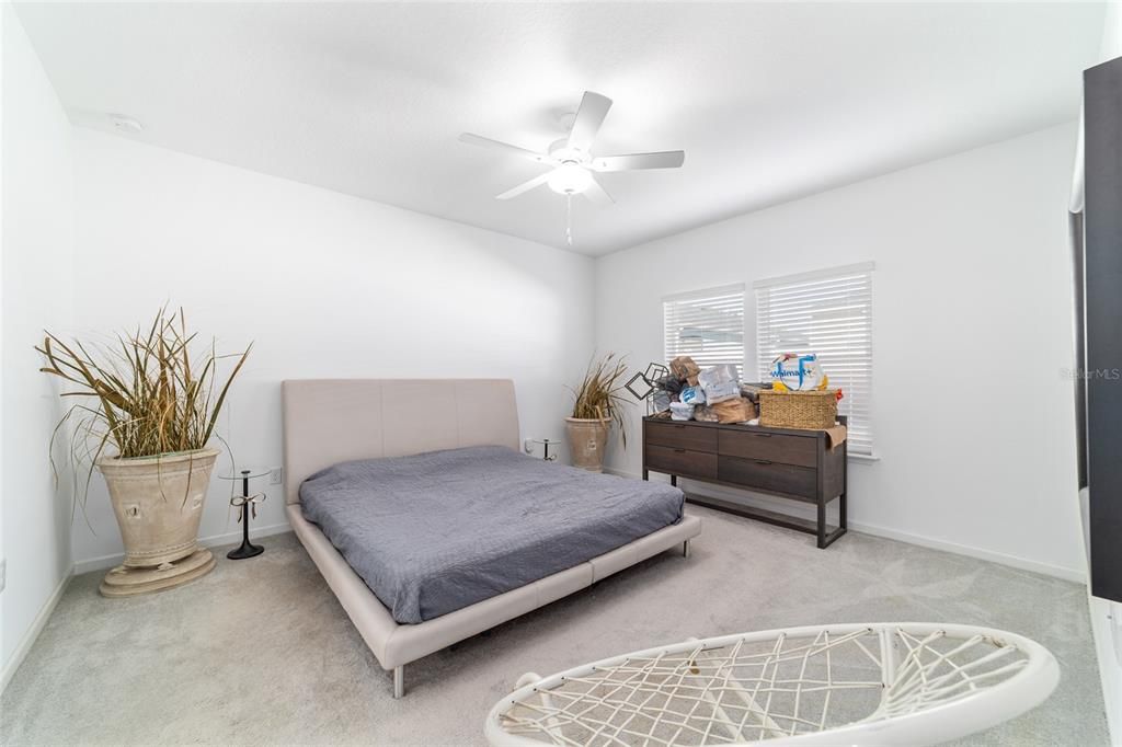 For Sale: $329,900 (3 beds, 2 baths, 1755 Square Feet)