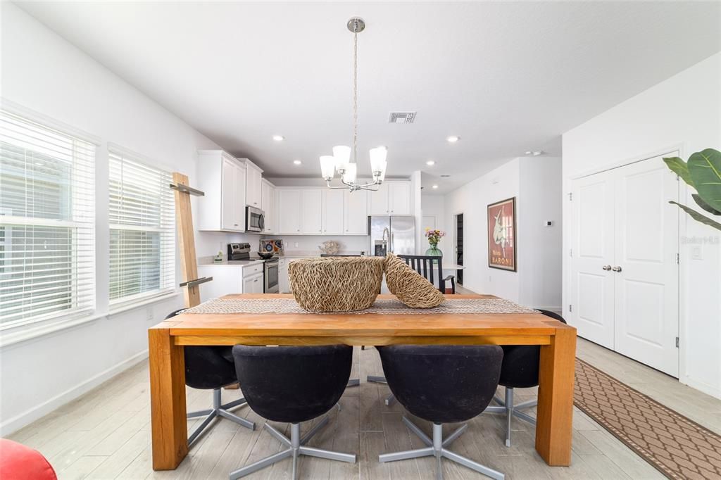 For Sale: $329,900 (3 beds, 2 baths, 1755 Square Feet)