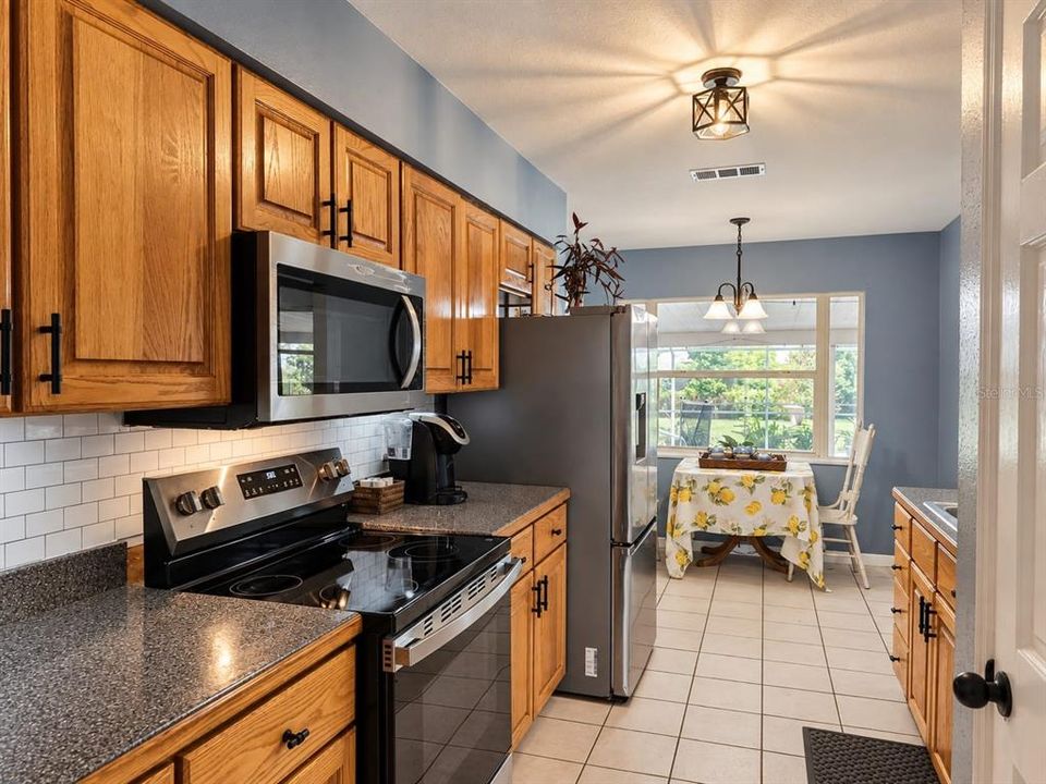 En Venta: $364,900 (4 camas, 2 baños, 1806 Pies cuadrados)