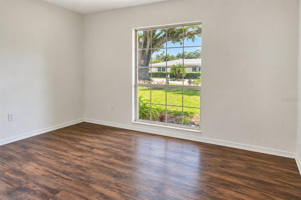 En Venta: $364,900 (4 camas, 2 baños, 1806 Pies cuadrados)