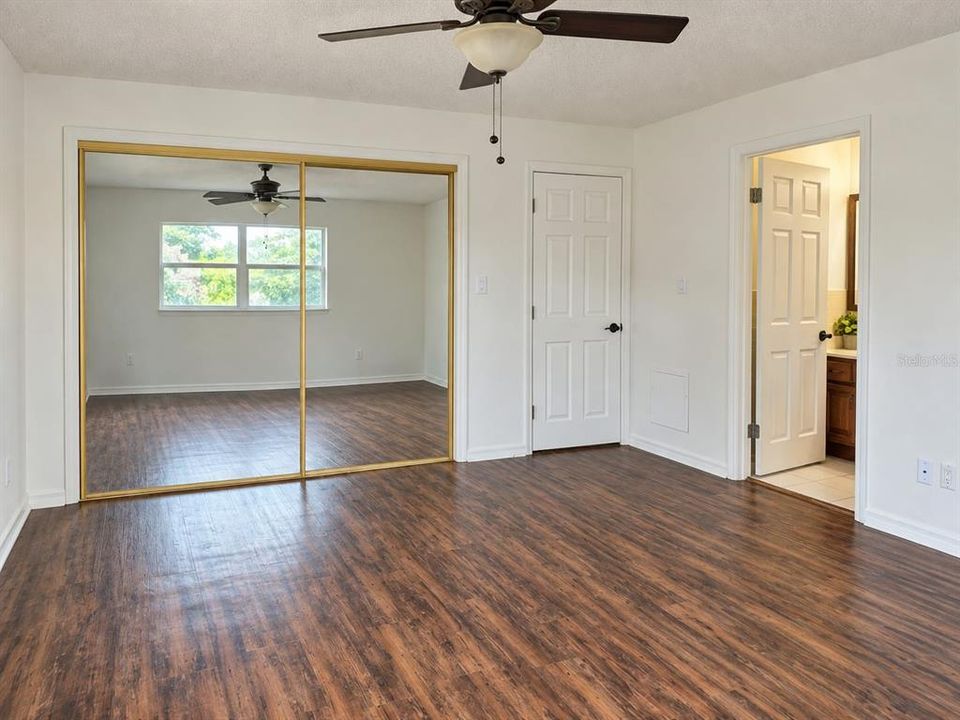 En Venta: $364,900 (4 camas, 2 baños, 1806 Pies cuadrados)